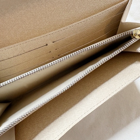 Louis Vuitton Long White Damier Azur Checkered Women's Wallet - Picture 3 of 9